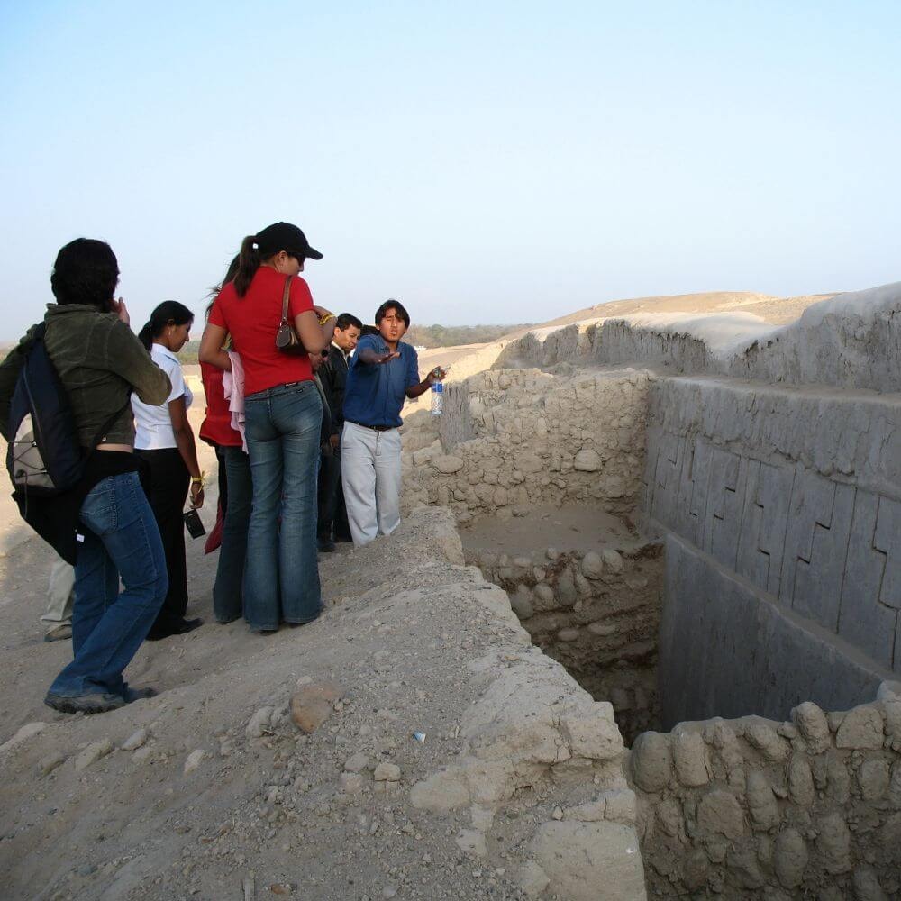 Guided archaeological tour at the Pyramids of Cahuachi in Nazca Peru